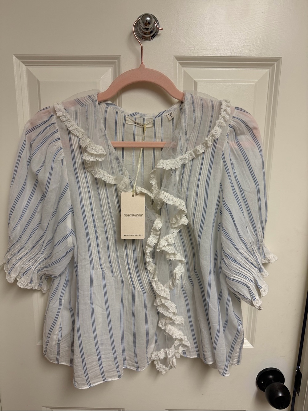 Doen Henri Striped Ruffle Front Top Size Medium - Picture 8 of 11